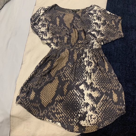 Dress - Picture 6 of 8